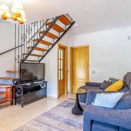 Stunning Home In Los Alcazares With Kitchen Екстер'єр фото